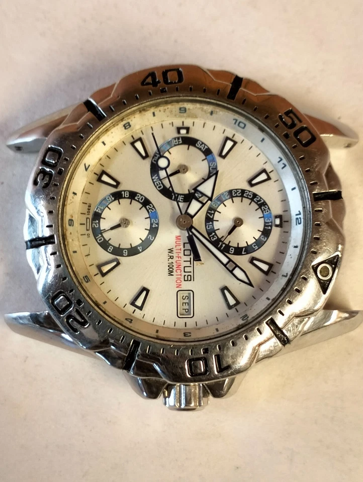 LOTUS CUARZO MULTIFUNCIÓN 15301 HOMBRE NO FUNCIONA PIEZAS PROPÓSITO Foto 4 de 4