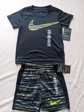 Nike Toddler Boy 2 Piece Dri-fit Sport Performance Shirt  Shorts Size 4 Black