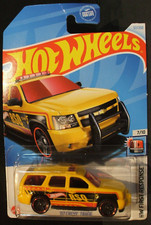 Hot Wheels '07 Chevy Tahoe SUV RSQ Mattel diecast ~ S scale Trains 1/64