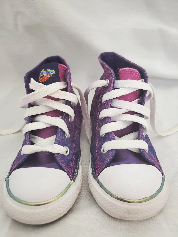 Zapatos informales Converse Infantiles Niñas Hi Top DC Superhéroes Púrpura Talla US 8 EU 24 Foto 2 de 4