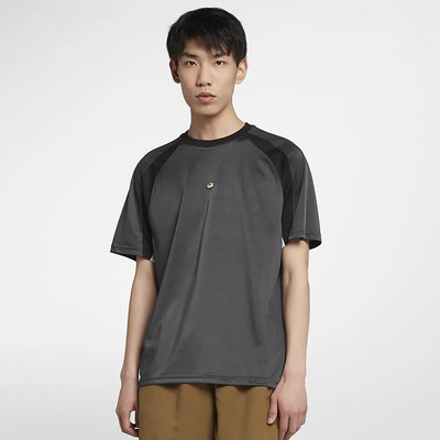 nike tn tee