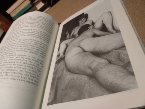 OVERSEXED WOMEN Female Hypersexuality James Warren Griffon Guides 1st 1971 - Picture 6 of 9