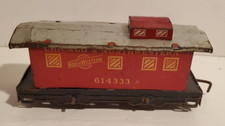 VINTAGE CHICAGO  NORTHWESTERN TIN TOY MODEL TRAIN CABOOSE CAR 614333 AS-IS