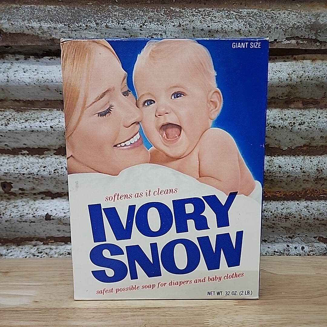 Vintage 1970 Unopened 32 Oz Box Of Ivory Snow Laundry Detergent Marilyn