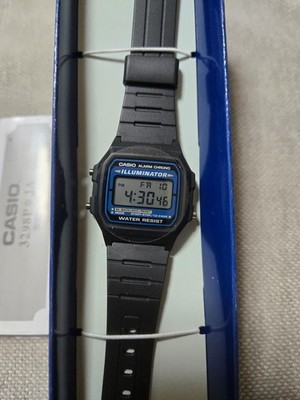 CASIO Collection F-105W-1AWJH Digital Quartz Square Chronograph Watch Black