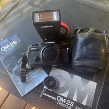 Olympus OM-2S Program 35mm film SLR camera W/ Flash