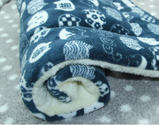 Cozy Flannel Pet Bed Mat for Cats & Dogs - Soft Warm Sleeping Blanket