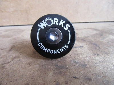 Works Components Steuersatz Top Cap mit Schraube 1 1/8 in schwarz NEU (5034)