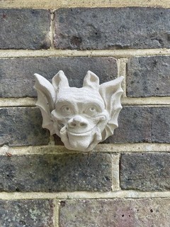 Targa da parete Gargoyle ornamento da giardino in cemento/cemento