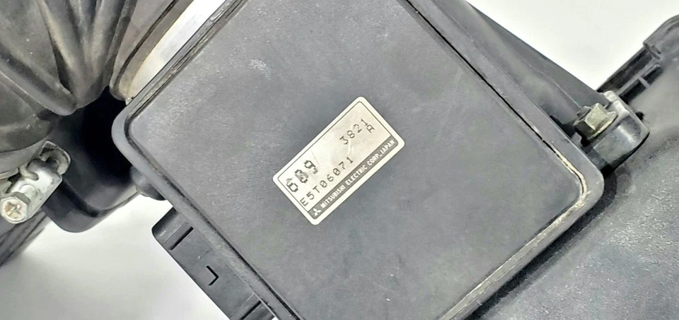 Mitsubishi 3000GT SL 1991 1999 OEM filtro de aire completo con medidor de flujo de aire Foto 2 de 4