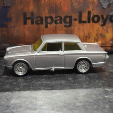 Hot Wheels FORD LOTUS CORTINA MK1 Custom with real riders  