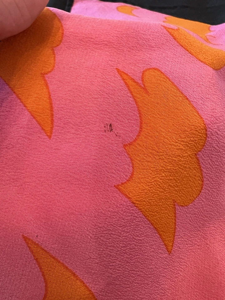 Bufanda mariposa vintage Hanae Mori 100 % seda rosa negro azul Foto 3 de 4