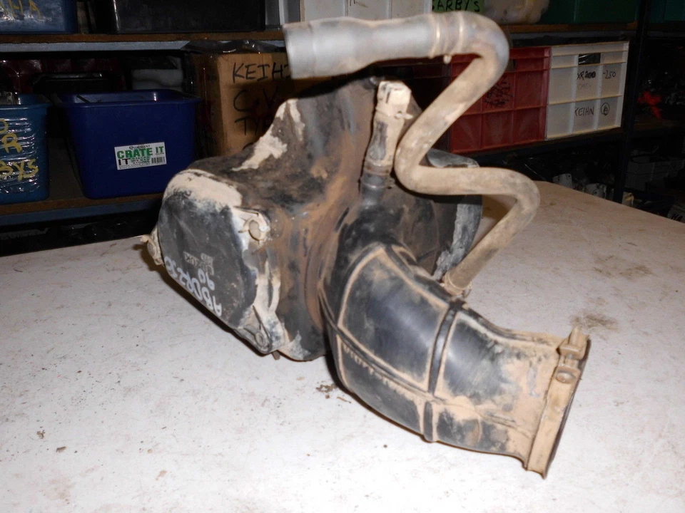 Airbox Air Filter Box to suit Suzuki DR250 DR 250 1990-1996 Good - image 2 of 4