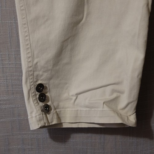 CJ Banks Capris Light Khaki Stretch Cuff Button Womens 22W Average #H82-17 - Picture 4 of 11