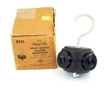 Harvey Hubbell, 9225 Twist-Tite Four Outlet Cluster Receptacle Less Cord 15Amp