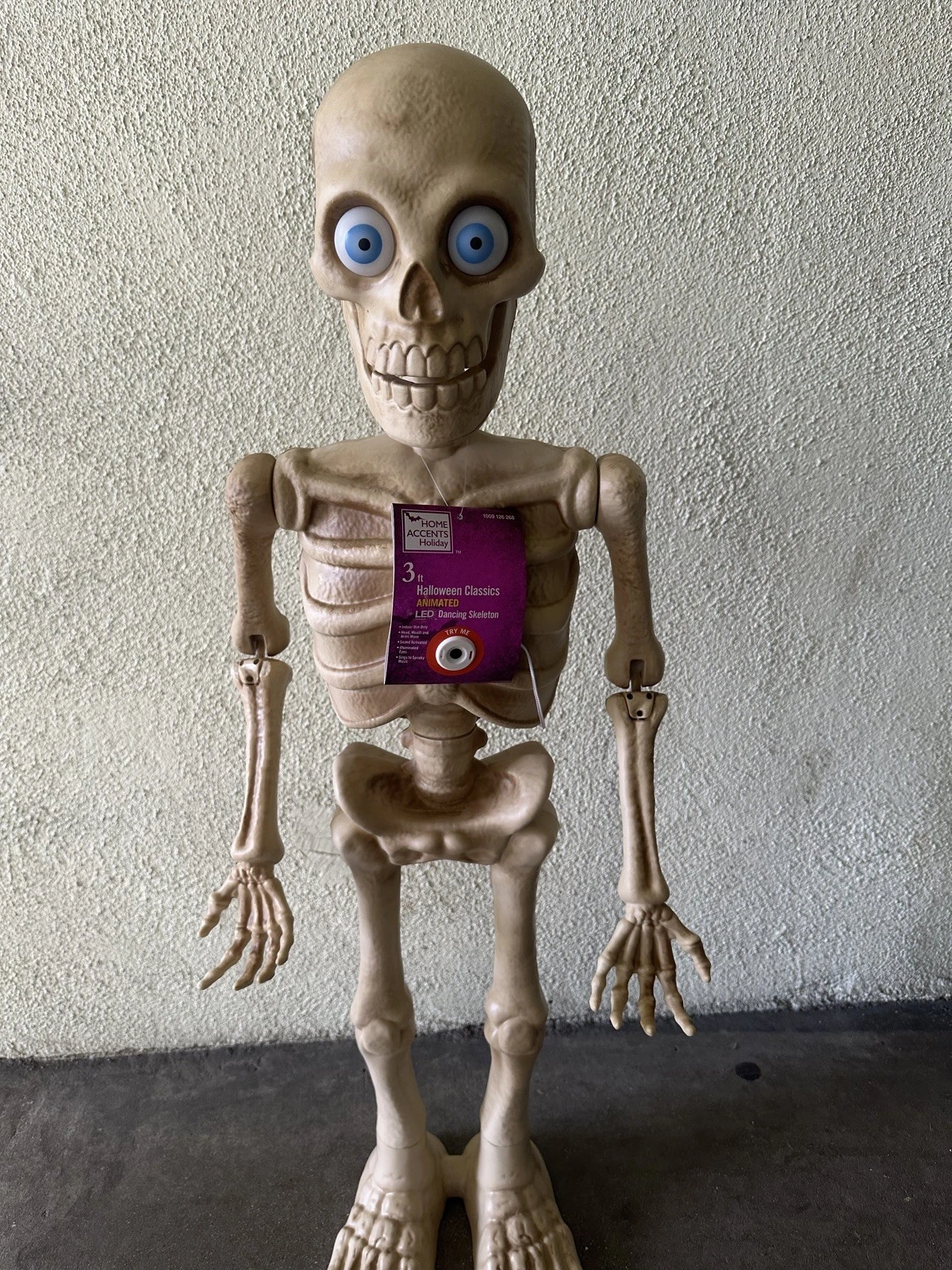 3 ft. Halloween Classics Animated LED Dancing Skeleton
