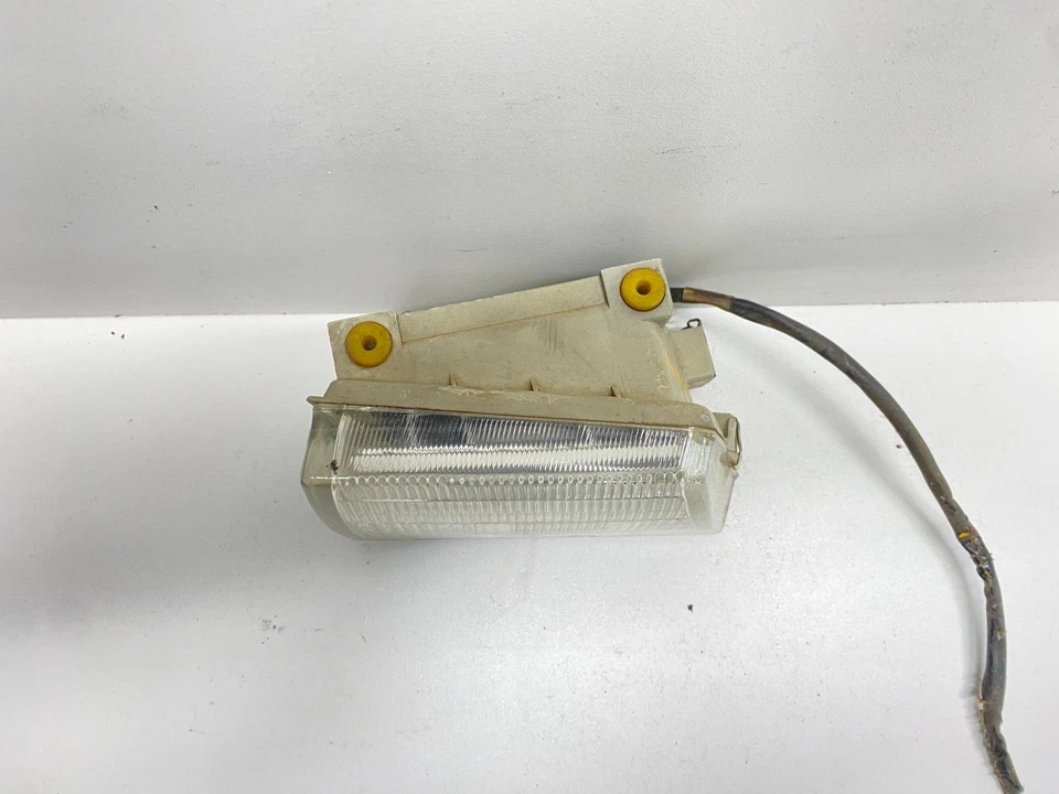 1992-1994 ACURA VIGOR FARO ANTINIEBLA DELANTERO DERECHO ENTRE FARO OEM, 114-22210 Foto 2 de 4