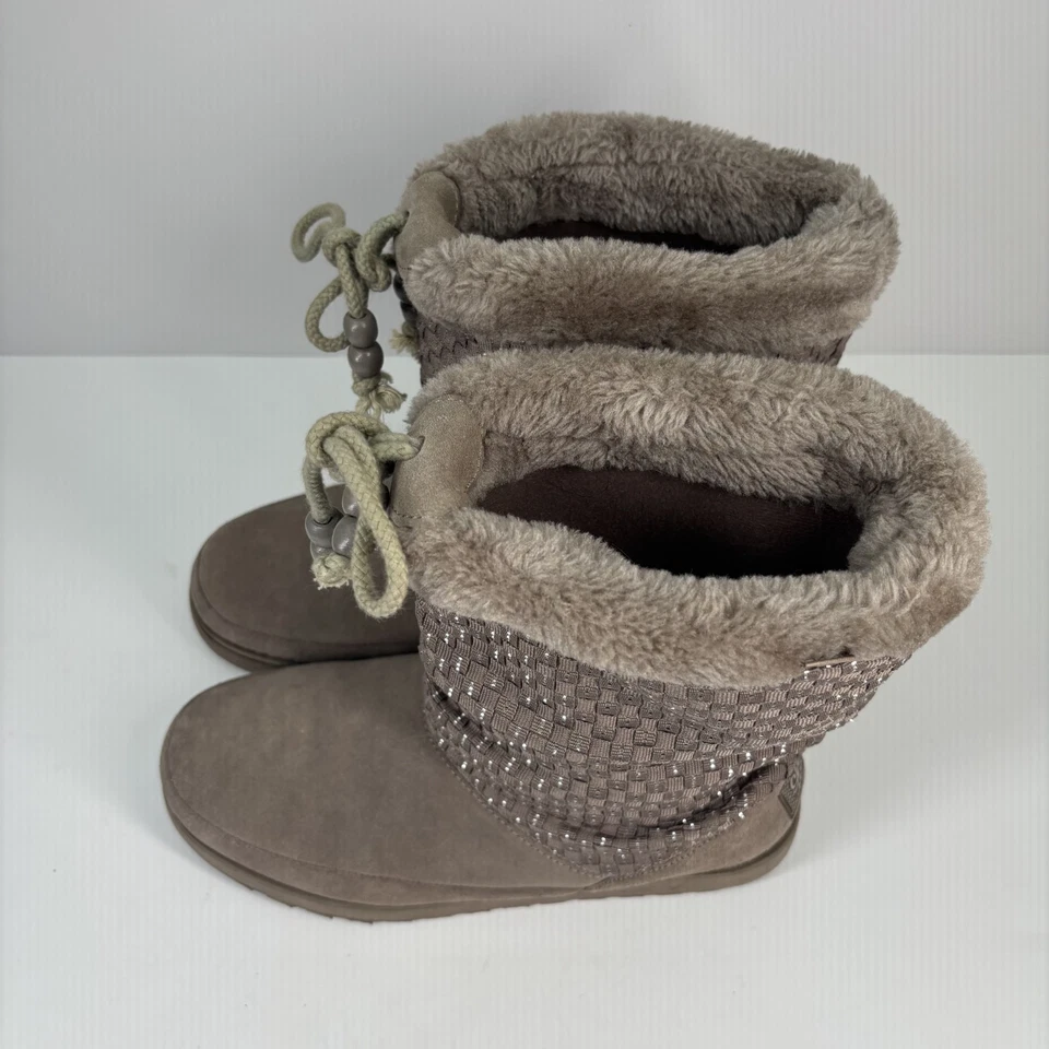 Skechers Keepsakes Lazy Bones Women’s Size 8 Taupe Faux Fur Ankle Winter Boots - Image 4 of 4