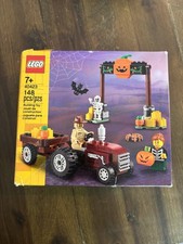 New LEGO Iconic: Halloween Hayride Building Set 40423 ***SEALED DAMAGED BOX***