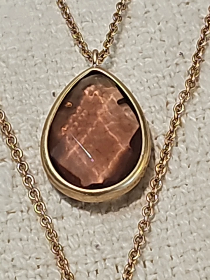 Collar Convertible Triple 3 Filas Minarete Chloe + Isabel Foto 3 de 4