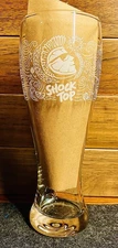 Shock Top 23oz Belgium White Pilsner Glasses (Set of 3) 