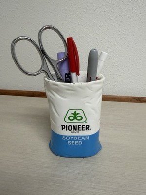 Pioneer Seed Soybean Bag Desk Pen Pencil Holder *RARE*