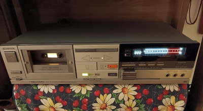 Realistic SCT-42 Stereo Auto Reverse Cassette Deck 14-628 Made by Hitachi - #1