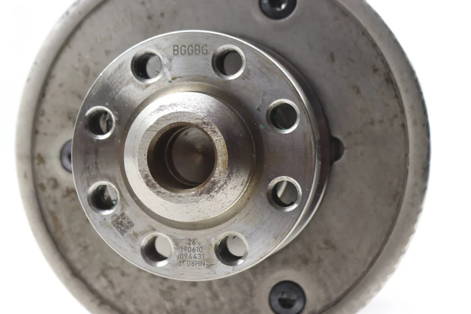 AUDI TT QUATTRO 2007-2012 2,0 L - cigüeñal / cigüeñal 06H105021F Foto 3 de 4