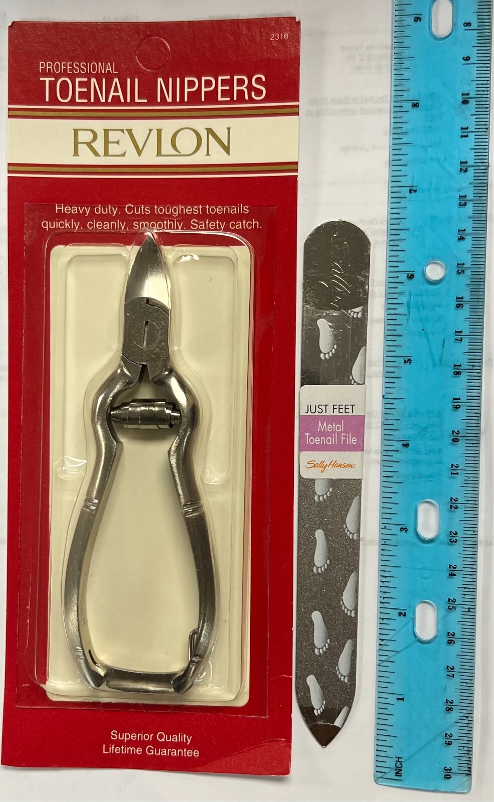 Revlon Professional Toe Nail Nippers 2316 with Free Sally Hansen Metal Nail File-image