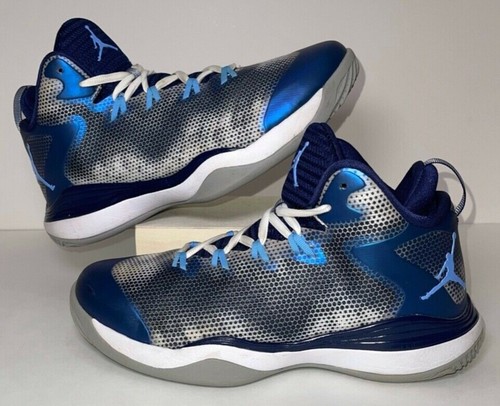 white slip on vans amazon