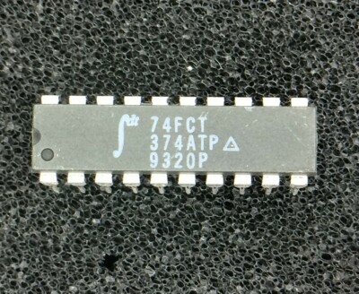 IDT74FCT374ATP IDT Flip Flop D-Type Bus Interface 20-Pin PDIP 10 PIECES