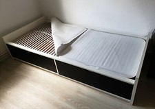 MALM Ikea Bett 90x200 mit Schubkästen, Lattenrost und Matratze Inkl. Schoner