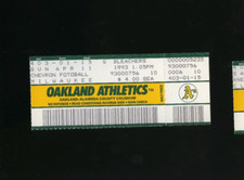 Boleto de los Milwaukee Brewers @ Oakland A's 4-11-1993 - Rickey Henderson HR #200