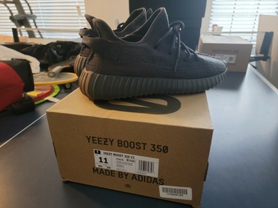 New DS Adidas Yeezy Boost 350 v2 Size 