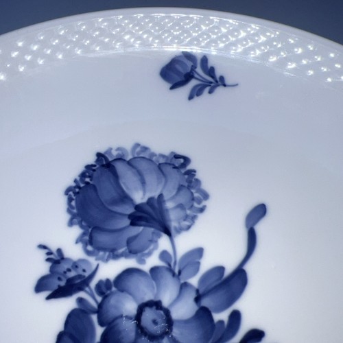 Danish Vintage Blue Flower Footed Bowl Royal Copenhagen #53184 - Picture 17 of 19