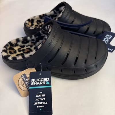 RUGGED SHARK Girl s Size 3 Cheetah Print Lined EVA Clog Sandals   Black
