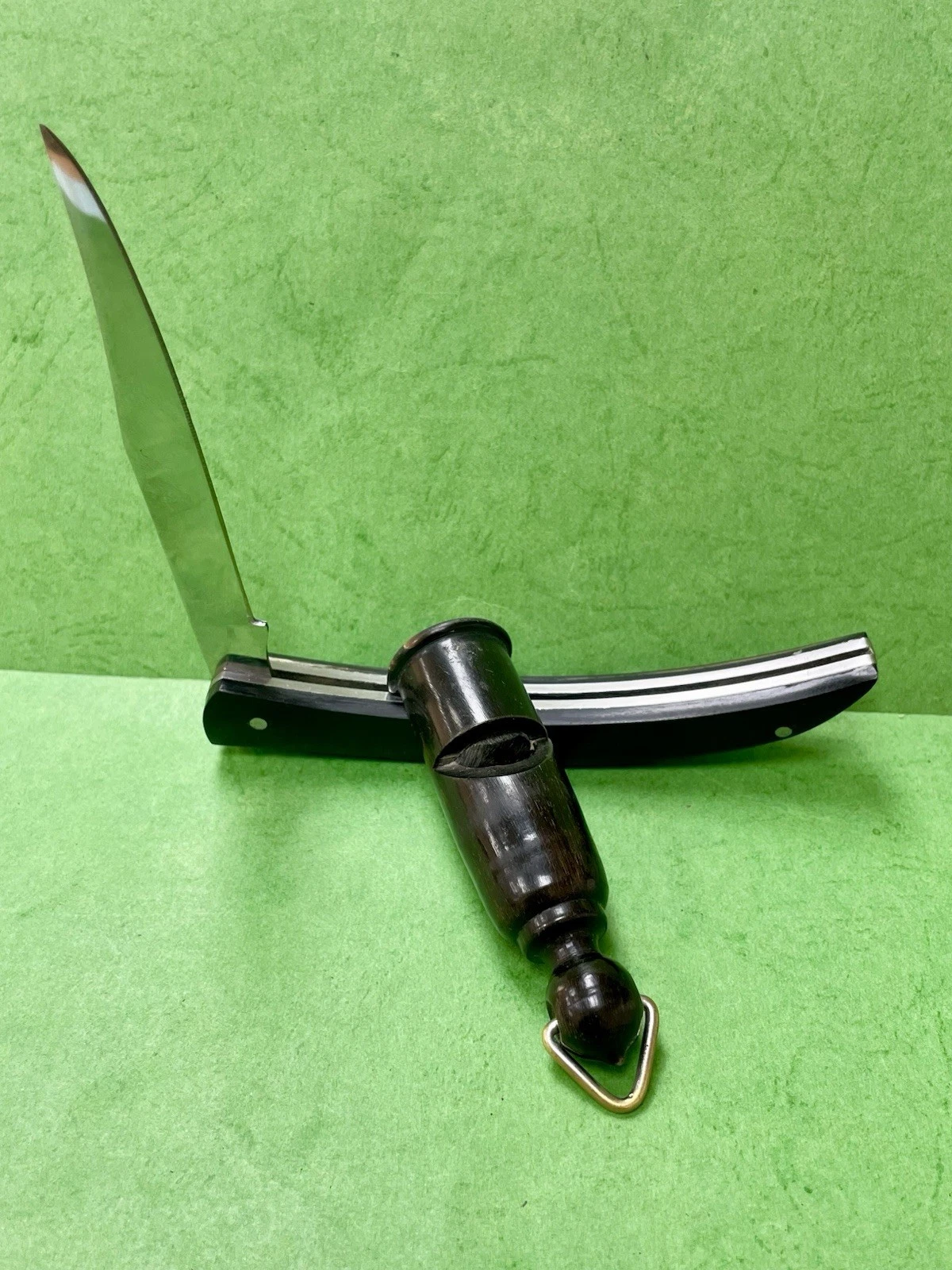 Very rare Beast Horn Hand Made Folded knife And whistle Steel Blade R2