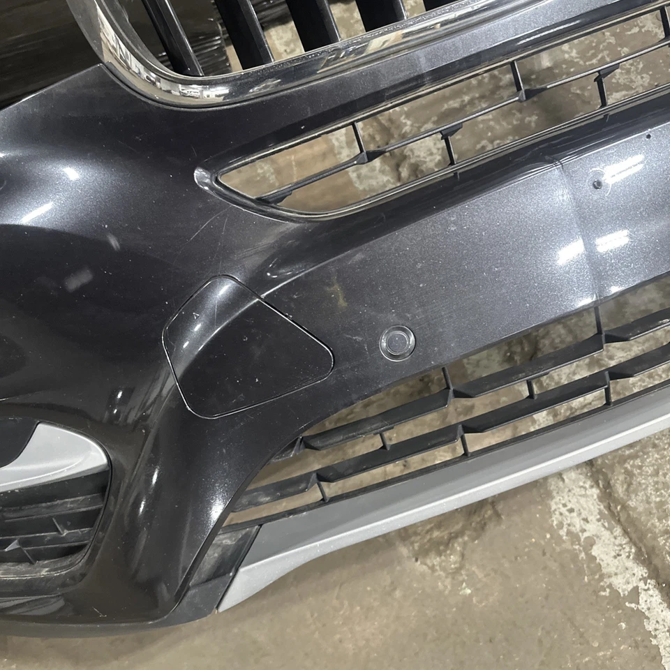 BMW X6 2015 cubierta de parachoques delantero OEM Foto 4 de 4