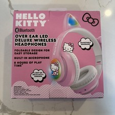 Hello Kitty Wireless Light Up Headphones Bluetooth White  Pink Sanrio NEW NIB