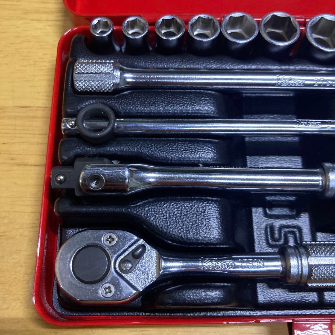 Koken 2250M 1/4 (6.35 mm) SQ. Socket Set 16 pieces With Case W160