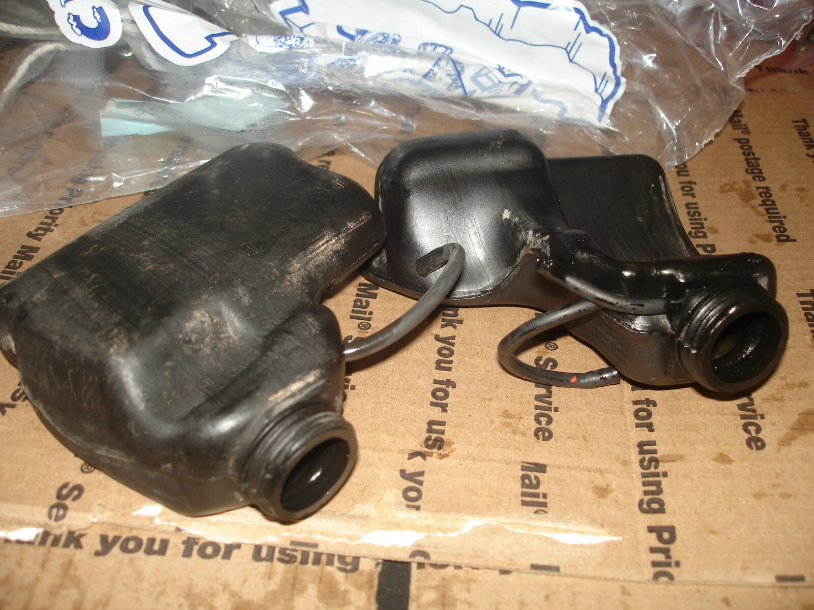 Homelite XL 105074 gas and oil tanks chainsaw part only bin 7 eBay