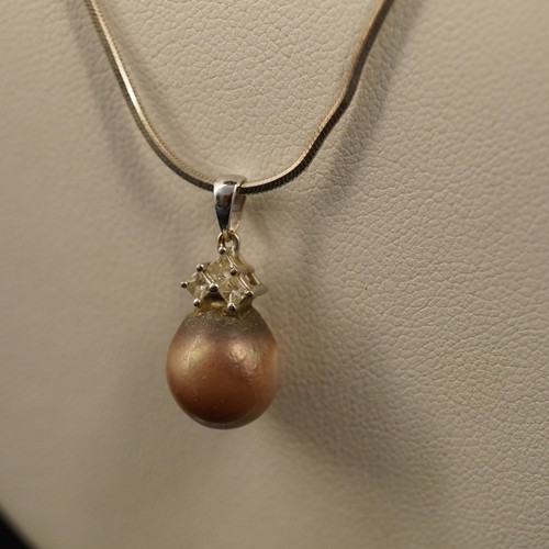 18K White Gold Pearl & Sapphire Pendant Necklace - Free Shipping USA - Picture 2 of 11