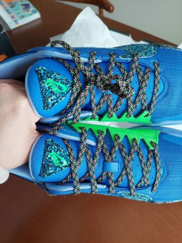 Nike Zoom Freak 2 Play for the Future CK5424-500 PARA HOMBRE TALLA 8,5 RARO ENVÍO RÁPIDO - Imagen 13 de 16
