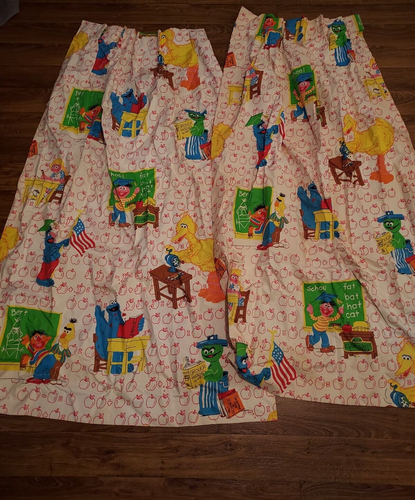 Vintage Sesamstraße Vorhang 2 Paneele Spielplatz Marlborough 61" x 37" - Bild 1 von 9