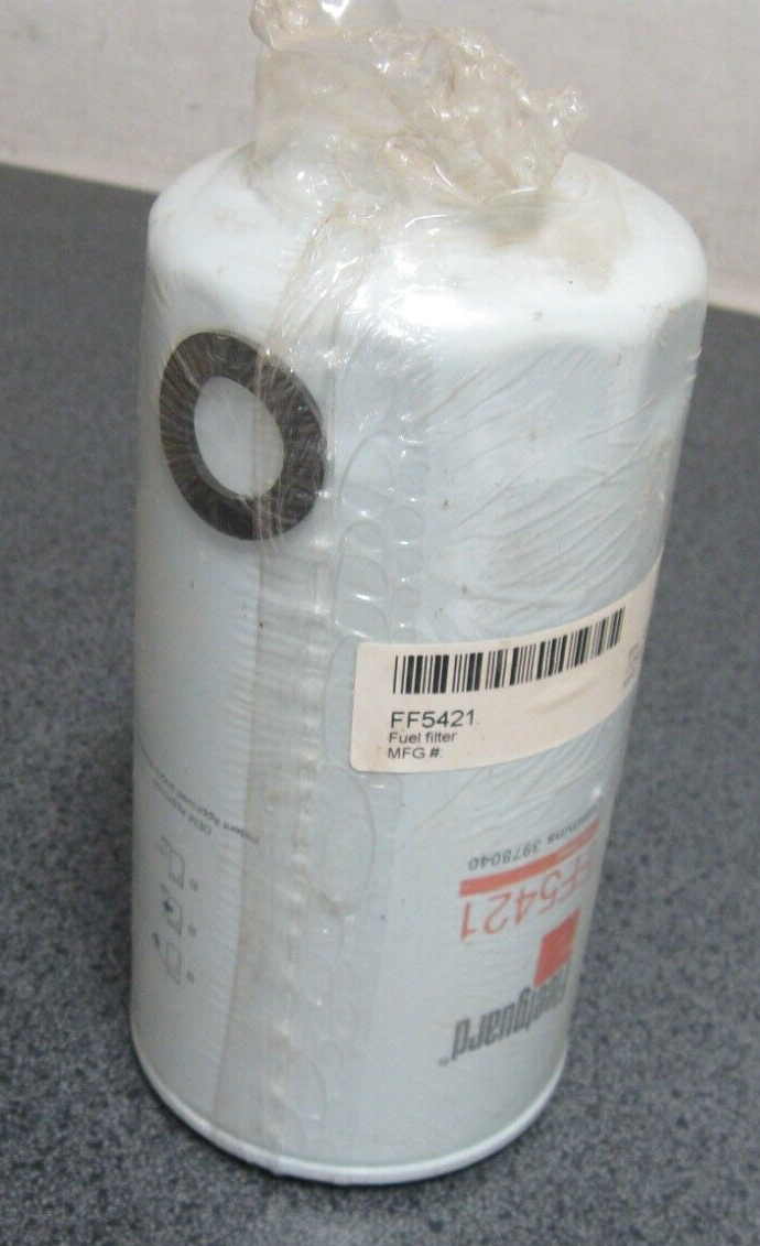 Fleetguard FF5421 Fuel Filter Replaces Baldwin BF7966 WIX WF10445 New ...