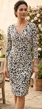 Lauren Ralph Lauren Geometric Ruched Sheath Dress 3/4 Sleeve Size 4 Navy White