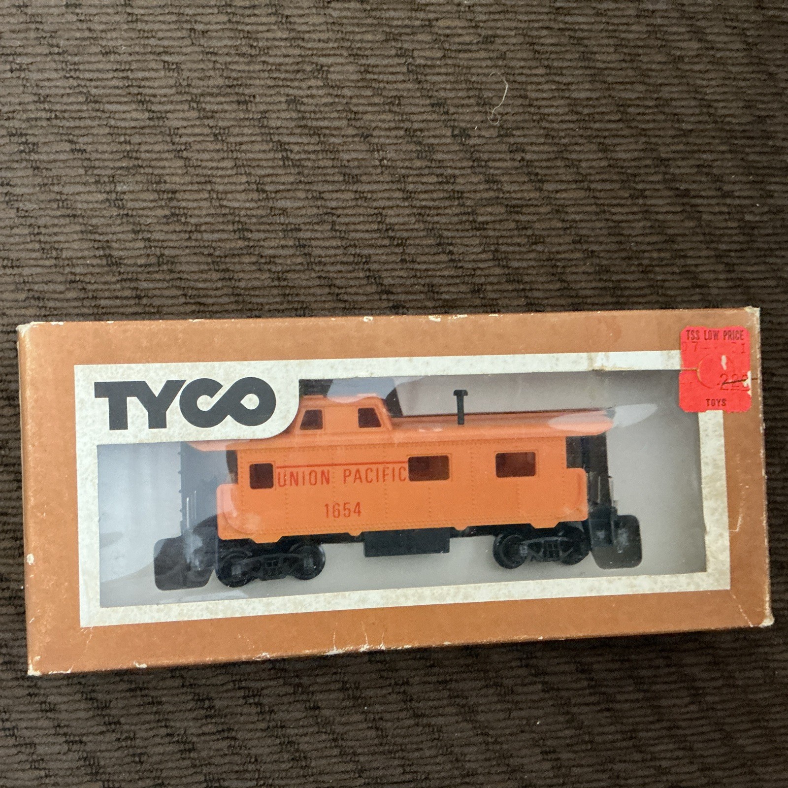 Picture 2 of 4