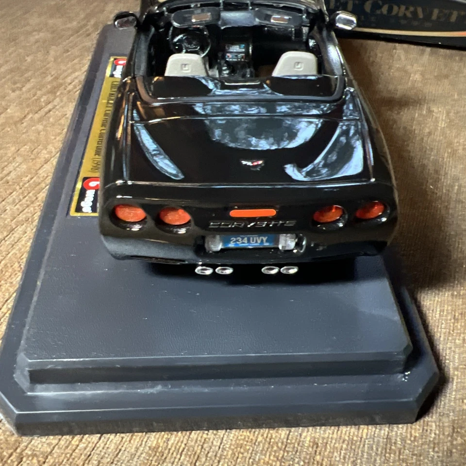 Chevrolet Corvette 1998 convertible negro 1:24 colección Bijoux 1576 Bburago Foto 4 de 4