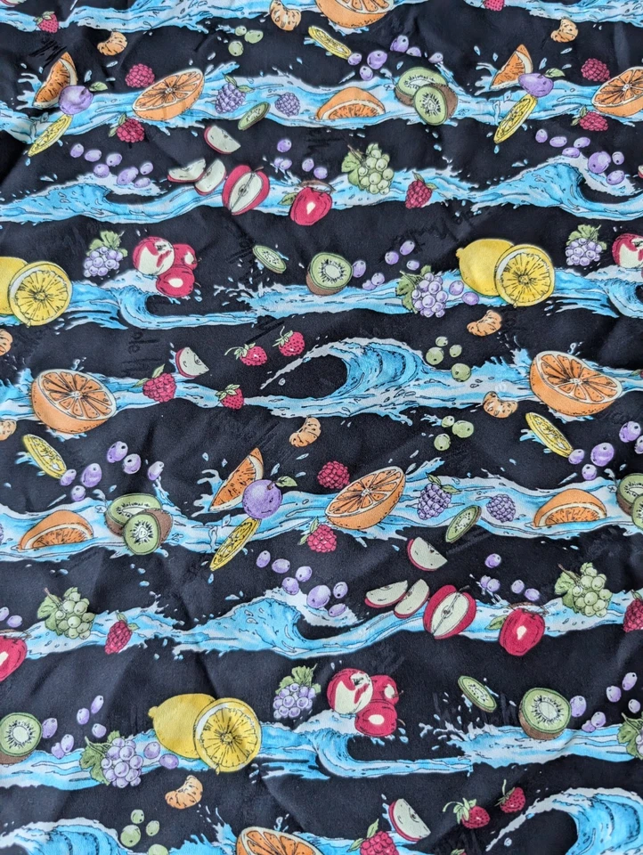 Винтажный квадратный шарф Nicole Miller 1990-е новинка фрукты и вода 100% шелк 20 дюймов - Изображение 3 из 4