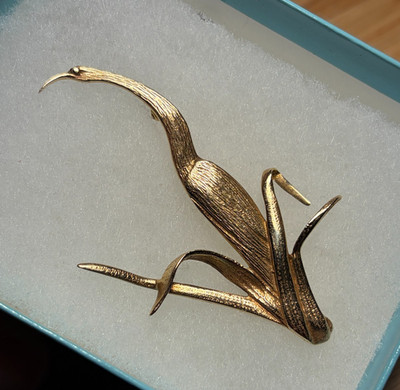 (#103220) Tiffany and Co.   14 KT gold crane pin.  7.7 grams.  Mid century